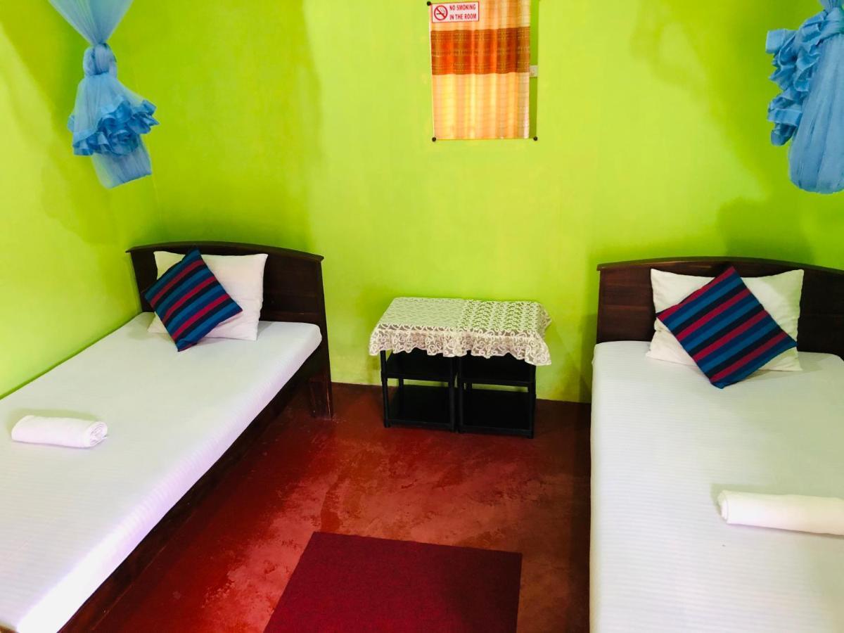 Kumari Guest House Polonnaruwa Exterior photo